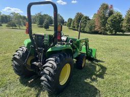 
										2015 John Deere 3038E Tractor 4WD Loader full									