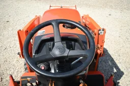 
										2014 Kubota B2650HSD Loader, Backhoe, 60″ Mower Deck full									